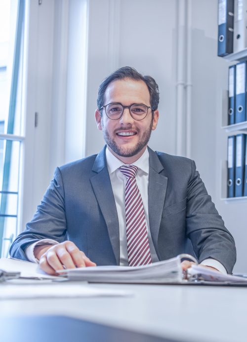 5 Dr. Iur. Remo Dolf Rechtsanwalt